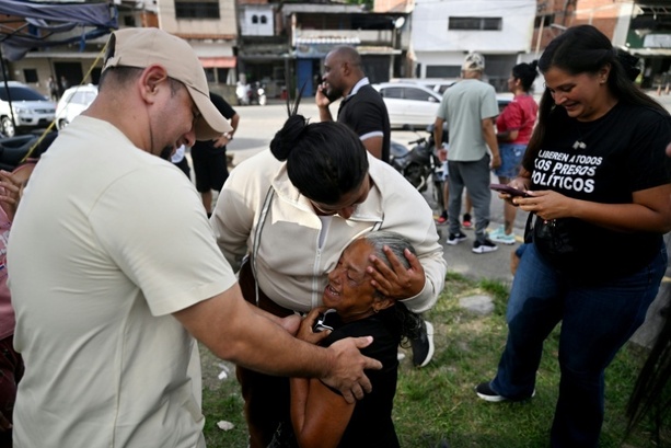 Bild vergr&ouml;&szlig;ern: Nach Dialogrunde: Mehr als 130 politische Gefangene in Venezuela freigelassen
