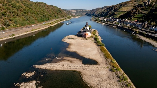 Bild vergr&ouml;&szlig;ern: Rhein-Pegelstand bei Kaub steigt leicht auf elf Zentimeter