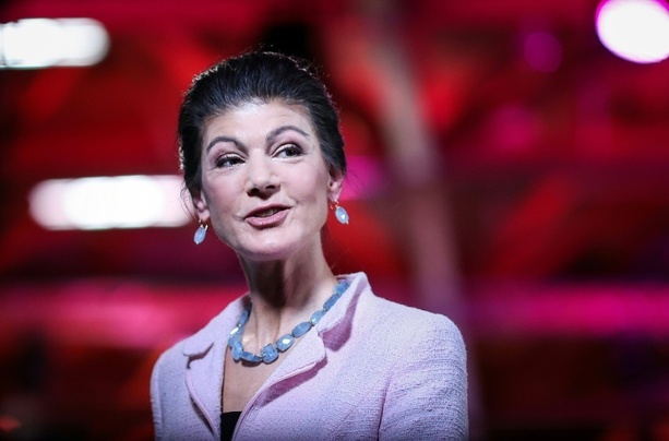 Bild vergr&ouml;&szlig;ern: Wagenknecht ruft Höcke erneut zu Gespräch über neue Regierung in Thüringen auf