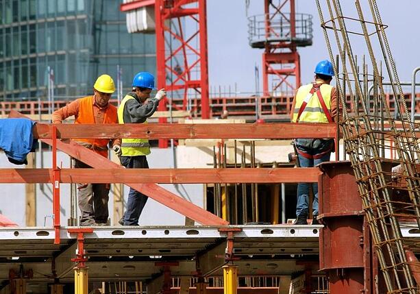 Bild vergr&ouml;&szlig;ern: Geschäftsklima im Wohnungsbau leicht verbessert