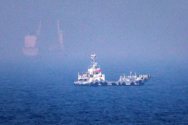 Bild vergr&ouml;&szlig;ern: Teheran dementiert Raketenangriff auf Emirate - Abu Dhabi stoppt Handel mit Iran