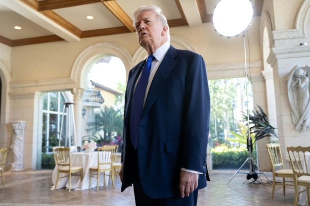 Bild vergr&ouml;&szlig;ern: Linke US-Demokratin Nixon gewinnt überraschend Kongress-Vorwahl in Florida