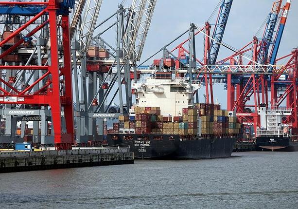 Bild vergr&ouml;&szlig;ern: Deutsche Exporte legen im ersten Halbjahr zu