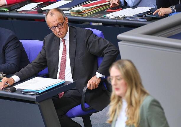 Bild vergr&ouml;&szlig;ern: Dröge wirft Merz Schweigen in Klimakrise vor