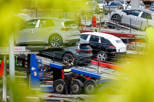 Bild vergr&ouml;&szlig;ern: Deutsche Exporte legen zu - Lieferungen in USA und nach China aber rückläufig