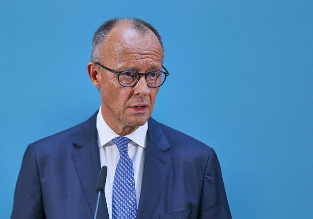 Bild vergr&ouml;&szlig;ern: Merz will Kabinett auf Wachstumskurs einschwören