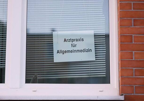 Bild vergr&ouml;&szlig;ern: Landarztquote: Erste Verfahren gegen Medizinstudenten