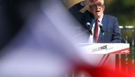 Umfrage: In Frankreich scheint Stichwahl Le Pen - Mélenchon möglich