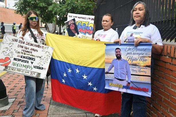 Bild vergr&ouml;&szlig;ern: Zwei Monate nach Erdbeben in Venezuela: Zahl der Todesopfer steigt auf über 6500