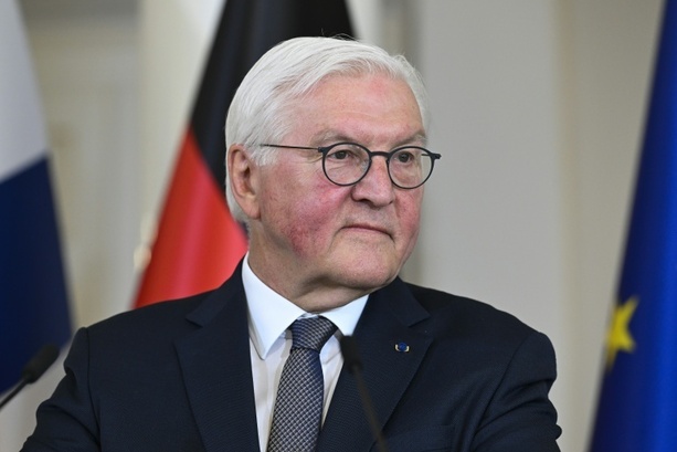 Bild vergr&ouml;&szlig;ern: Zuhause in Deutschland: Steinmeier lädt zu Diskussion über Einwanderung und Integration ein