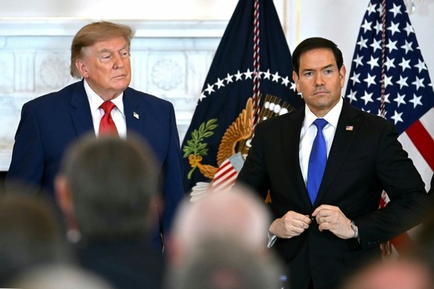Bild vergr&ouml;&szlig;ern: USA wollen tausenden Ausländern ihre Visa entziehen