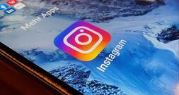 Prien erwägt Alleingang bei Mindestalter für soziale Medien