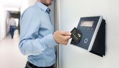 Smart Lock für Gewerbe und Büro: Mechanische Schlüssel gegenüber digitaler Zutrittskontrolle im Verg