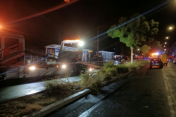 Bild vergr&ouml;&szlig;ern: Mit Auto in Menschenmenge gerast: Ein Toter und zehn Verletzte in Frankreich
