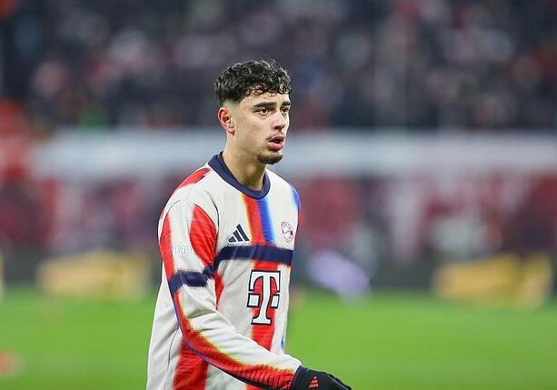 Bild vergr&ouml;&szlig;ern: Bundesliga-Auftaktspiel: Bayern schlägt Stuttgart mit 5:1