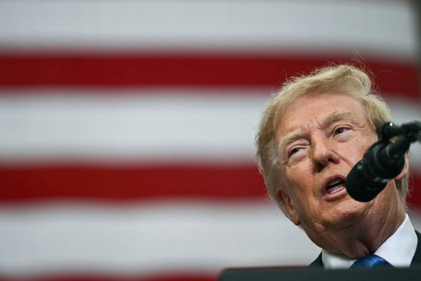 Bild vergr&ouml;&szlig;ern: Trump bei 9/11-Gedenken nur bei Zeremonie im Pentagon und nicht in New York