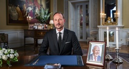 Norwegens neuer König Haakon VIII. würdigt verstorbenen Vater in erster Rede