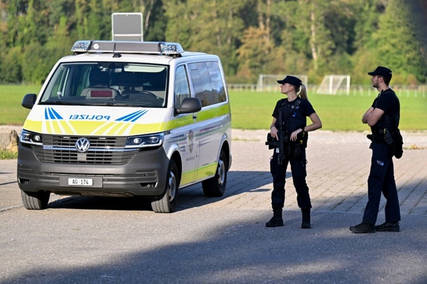 Bild vergr&ouml;&szlig;ern: Schüsse bei Rave-Party in der Schweiz: Ein Toter und fünf Verletzte
