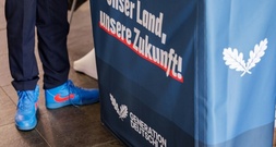 SPD- und Grünen-Politiker fordern Verbot radikaler AfD-Landesverbände