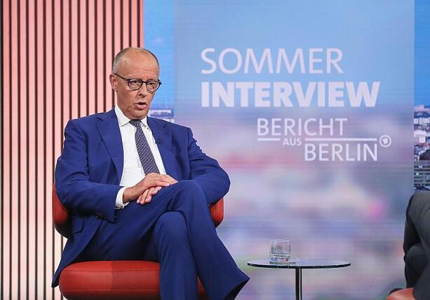 Bild vergr&ouml;&szlig;ern: Merz warnt Wähler in Sachsen-Anhalt vor AfD-Regierung