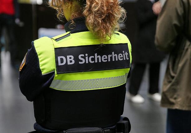 Bild vergr&ouml;&szlig;ern: Fahrgastverband begrüßt Alkoholverbot an Bahnhöfen