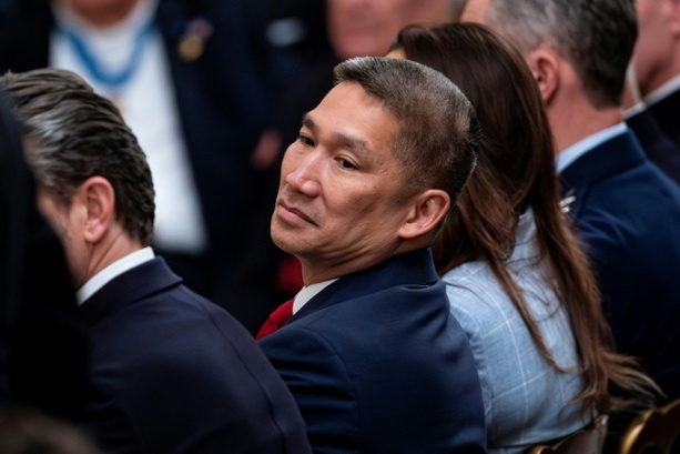 Bild vergr&ouml;&szlig;ern: Trump nominiert Hung Cao dauerhaft zum US-Marine-Staatssekretär