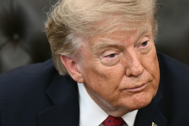 Bild vergr&ouml;&szlig;ern: Trump-Straße: Trump erwägt Umbenennung der Straße von Hormus