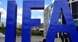 Bundesdigitalminister Wildberger eröffnet Elektronikmesse IFA mit Rundgang