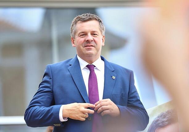 Bild vergr&ouml;&szlig;ern: Schulze weist AfD-Briefwahl-Vorwürfe zurück