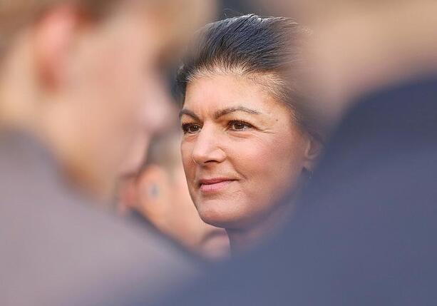 Bild vergr&ouml;&szlig;ern: Wagenknecht: Thüringer Austritte sind Befreiungsschlag