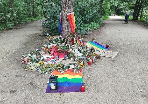 Bild vergr&ouml;&szlig;ern: Nach CSD-Anschlag: Union will Verschärfung der Regelausweisungen