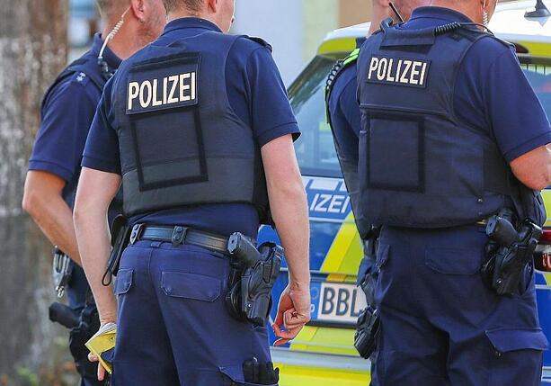 Bild vergr&ouml;&szlig;ern: Nach Sabotage an Umspannwerken: Polizei sucht 48-Jährigen mit Foto