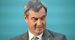 CSU-Chef Söder: Müssen AfD inhaltlich stellen und nicht über Brandmauer diskutieren