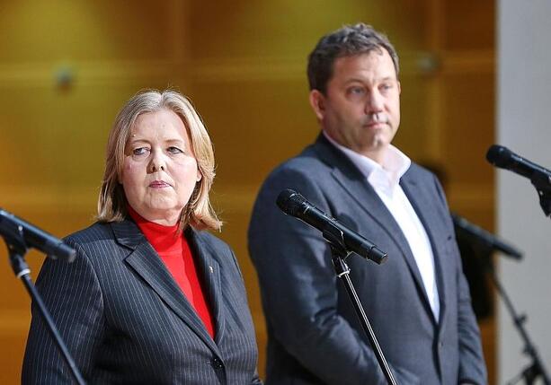 Bild vergr&ouml;&szlig;ern: SPD will nach Sachsen-Anhalt-Wahl nochmal über Reformkurs sprechen