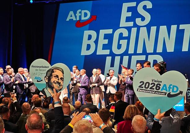 Bild vergr&ouml;&szlig;ern: Verfassungsschutz berät über AfD-Erfolg in Sachsen-Anhalt