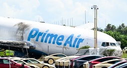 Nach Unfall von Amazon-Frachtflugzeug mit fünf Toten stellen Behörden Flugschreiber sicher