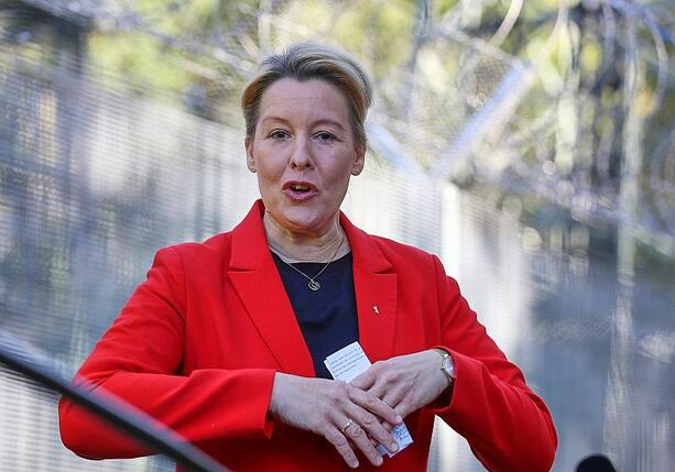 Bild vergr&ouml;&szlig;ern: Giffey fordert mehr Bundesmittel für Berliner Infrastrukturschutz