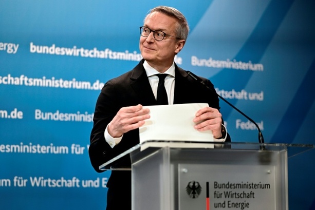 Bild vergr&ouml;&szlig;ern: Digitalminister stellt Namen der digitalen Brieftasche vor