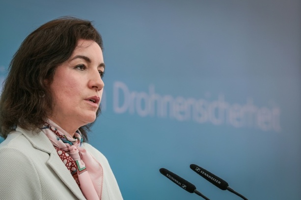 Bild vergr&ouml;&szlig;ern: Ministerin Bär zu internationalem Raumfahrt-Treffen in Paris erwartet