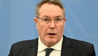 SPD-Vize Schweitzer spricht sich für Expertenregierung in Sachsen-Anhalt aus