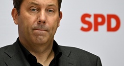 Bundesfinanzminister Klingbeil erleidet Kreuzbandriss bei Fahrradsturz