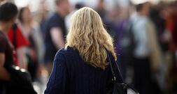 Analyse: Frauen zahlen höhere Zinsen für Kredite als Männer