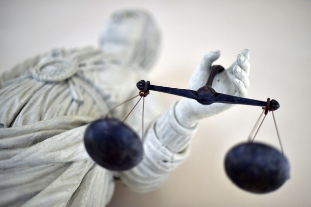 Bild vergr&ouml;&szlig;ern: Raserunfall mit drei Toten in Hessen: Sieben Jahre Haft für 32-Jährigen