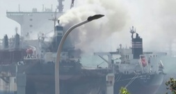 25 Tote bei Feuer auf Frachter in chinesischem Hafen