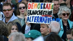 Zehntausende Menschen protestieren bundesweit gegen Rechtsextremismus und AfD