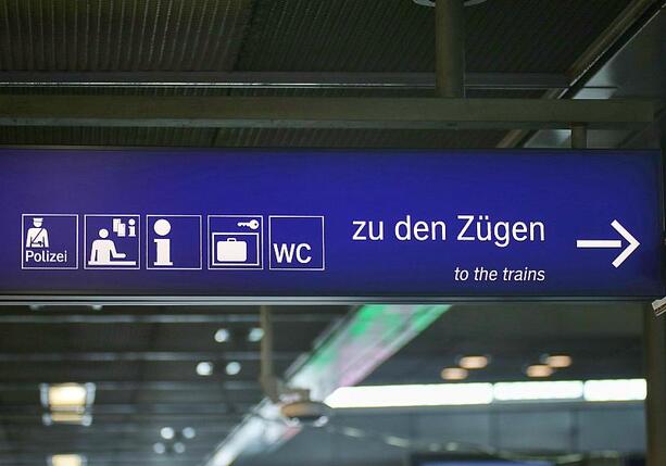 Bild vergr&ouml;&szlig;ern: Bilger offen für Zugangskontrollen an großen Bahnhöfen