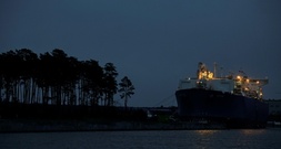 Bundesverwaltungsgericht prüft Klage von Ostseegemeinde Binz gegen LNG-Terminal