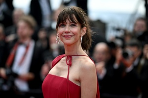 Französische Filmikone Sophie Marceau findet sich alt genug für Großmutterrolle
