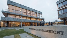 Insolvenzverwalter gewinnt in Streit um vorläufigen Rechtsschutz vor Verfassungsgericht