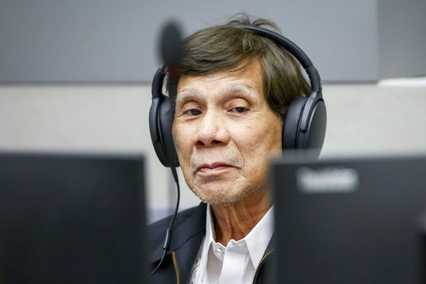 Bild vergr&ouml;&szlig;ern: Philippinischer Ex-Präsident Duterte erscheint erstmals vor Internationalem Gericht